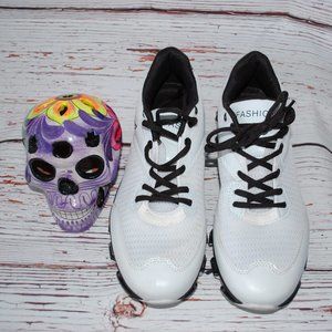 Men's Black and White Tennis shoes